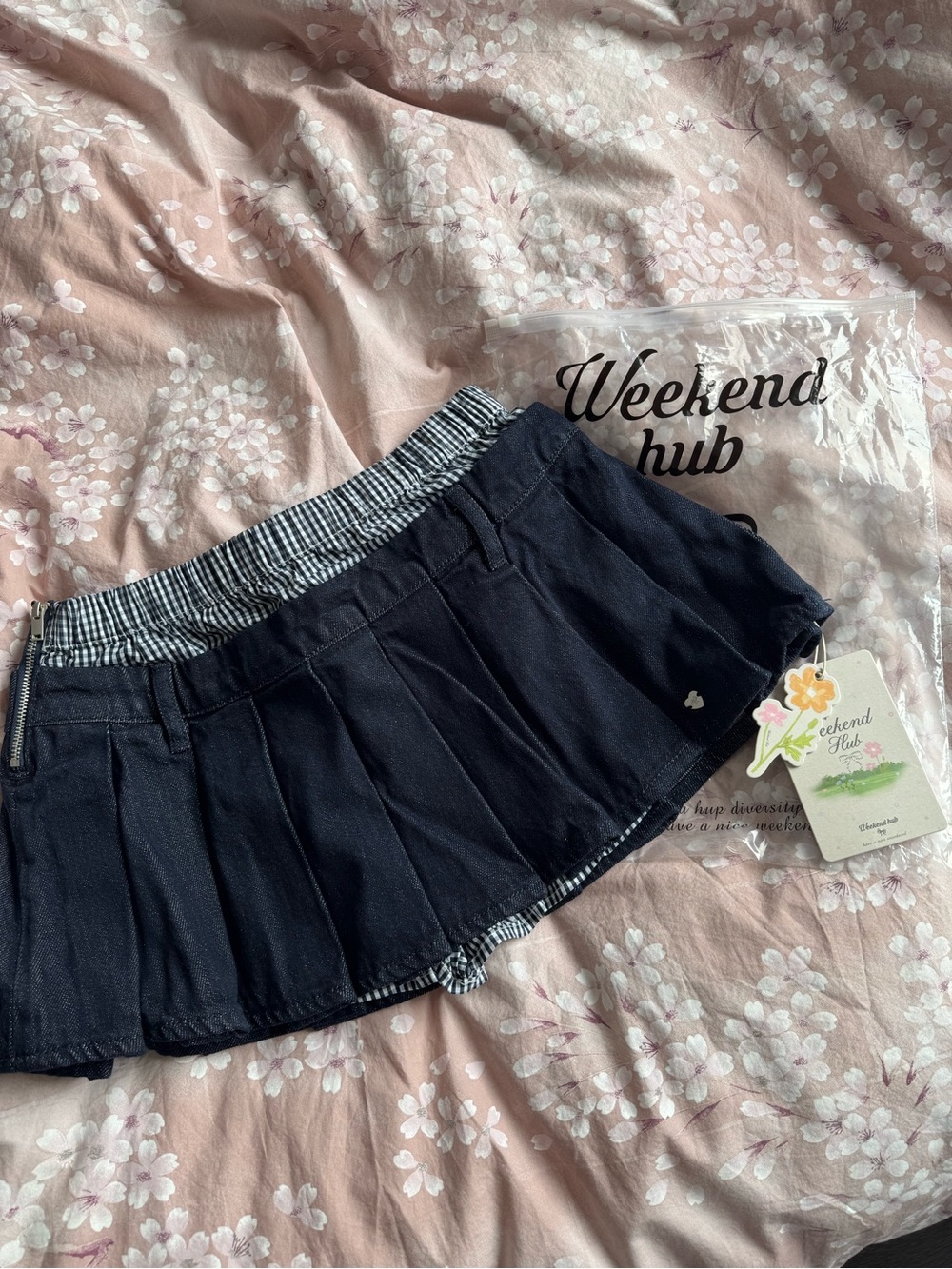 Weekend Hub Navy Pleated Mini Skort
